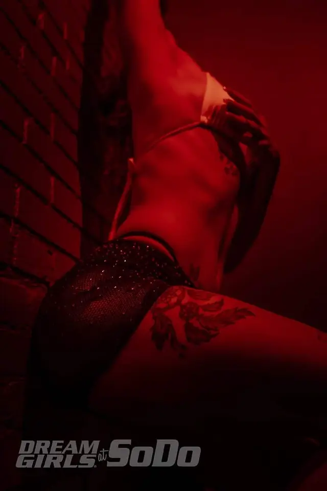 Dream Girls foxs, gentlemen's club in Seattle