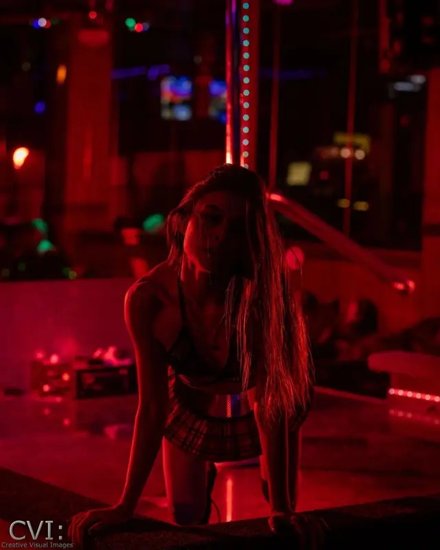 Eves Tease, gentlemen's club in Phoenix